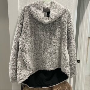 Lululemon pullover fuzzy sweater
